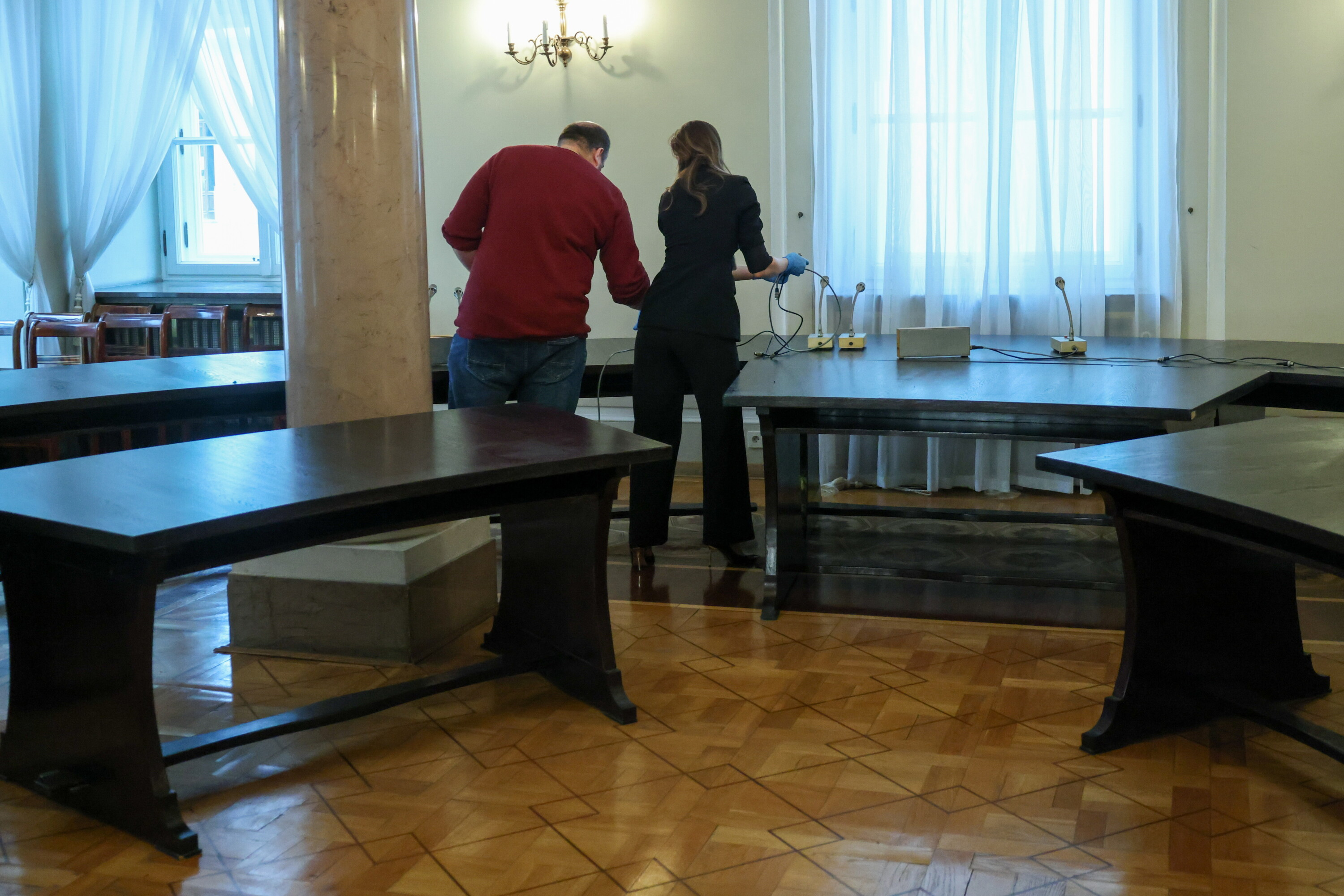 Ponad połowa Polaków za przeniesieniem Okrągłego Stołu z Pałacu