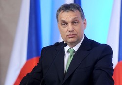 Zamach na demokrację? Partia Orbana zmieniła konstytucję