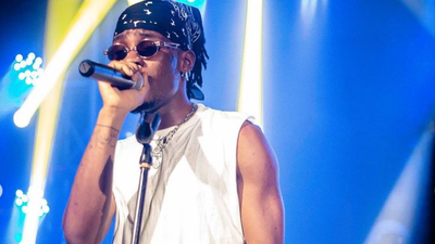 He promised to be back to serenade his fans 