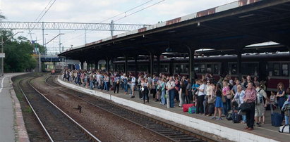 Kokosy prezesów, bieda kolejarzy!