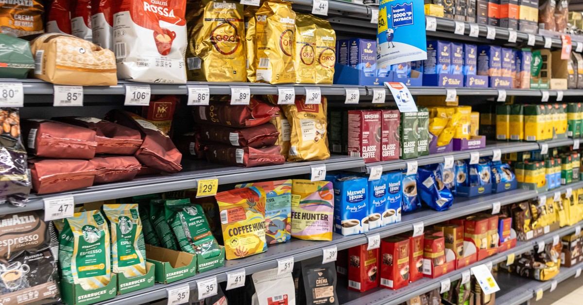 Lepiej uważaj kupując kawę. Producenci ostrzegają klientów, w opakowaniu możesz znaleźć dodatkowe składniki
