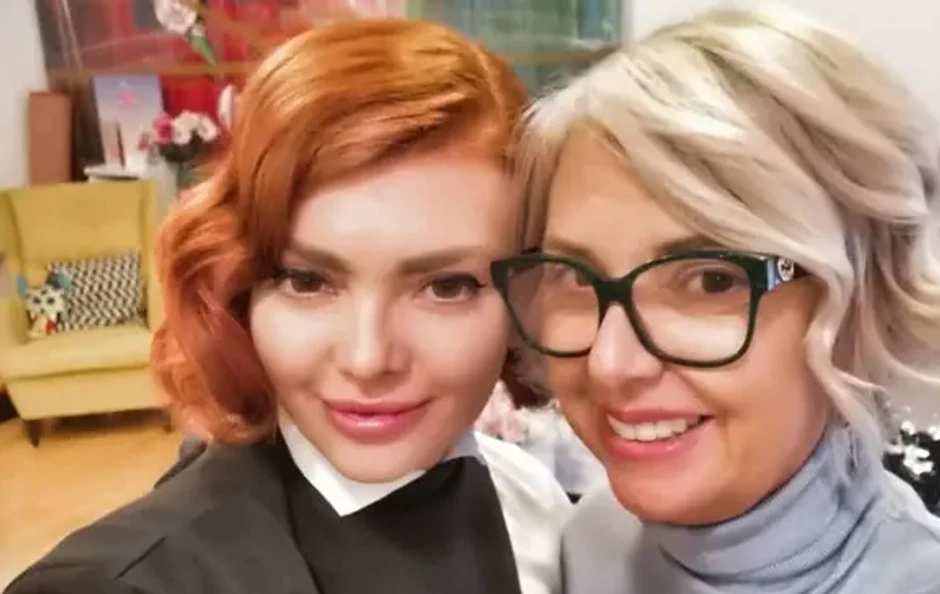 Ela, Danijela Dvornik