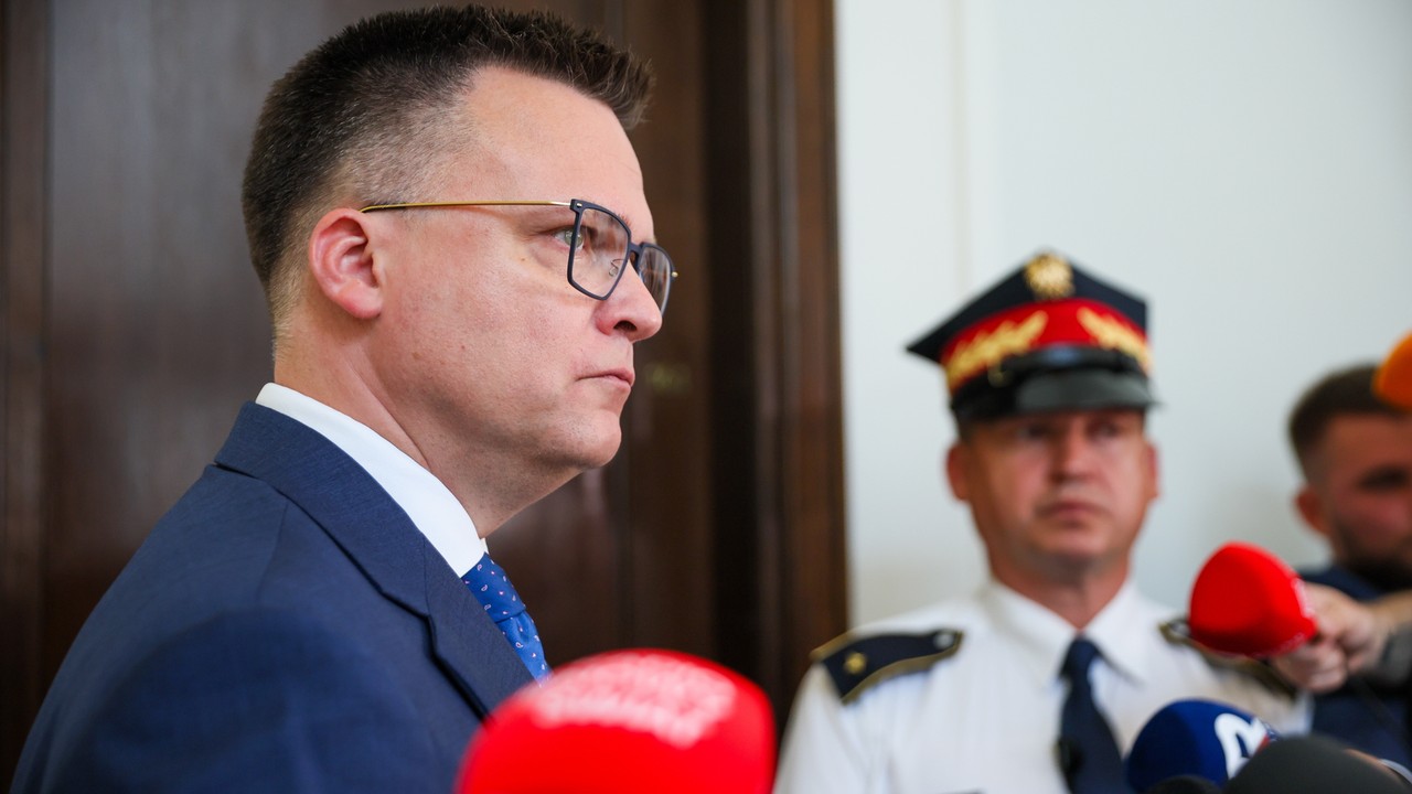 Potężny kryzys Szymona Hołowni. Szokujący wynik w sondażu Onetu. "Okazał się epizodem"
