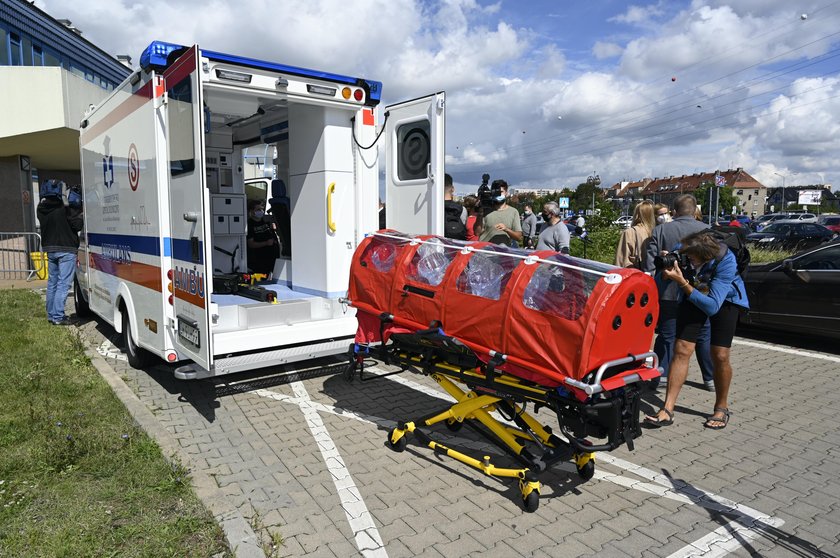 Najnowocześniejsza karetka w Polsce trafiła na Borowską