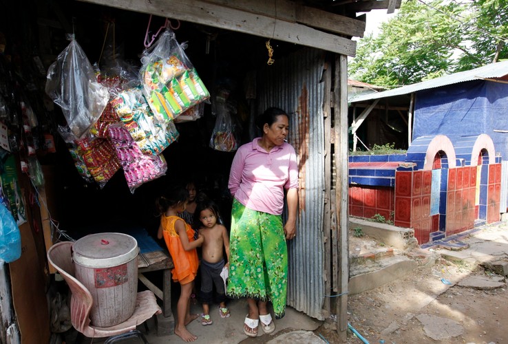 Osiedle na cmentarzu w Phnom Penh