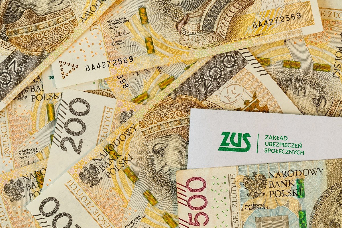 Istnieje wysokie prawdopodobieństwo, iż ZUS otworzy postępowanie w zakresie przeniesienia odpowiedzialności za zobowiązania składkowe na niepełnoletniego syna
