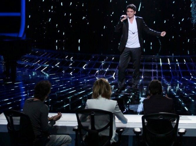 Mats Maguenni zaśpiewał 'pościelówę'  Philla Collinsa