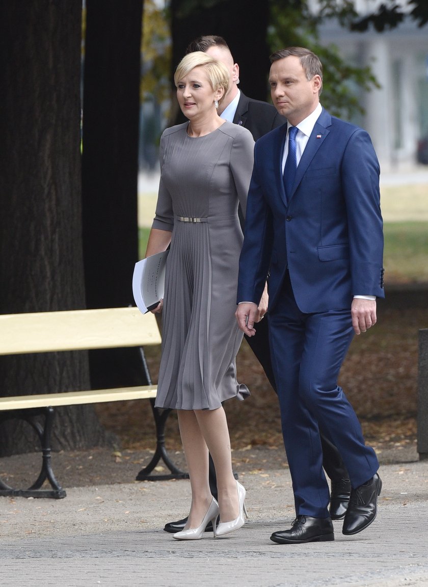 Para Prezydencka Andrzej i Agata Duda podczas inauguracji akcji Narodowe Czytanie