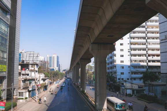 Krah industrije, hrana postaje luksuz! Evo kako se Bangladeš našao u najgoroj poziciji: Posledice rata prvo njima došle glave