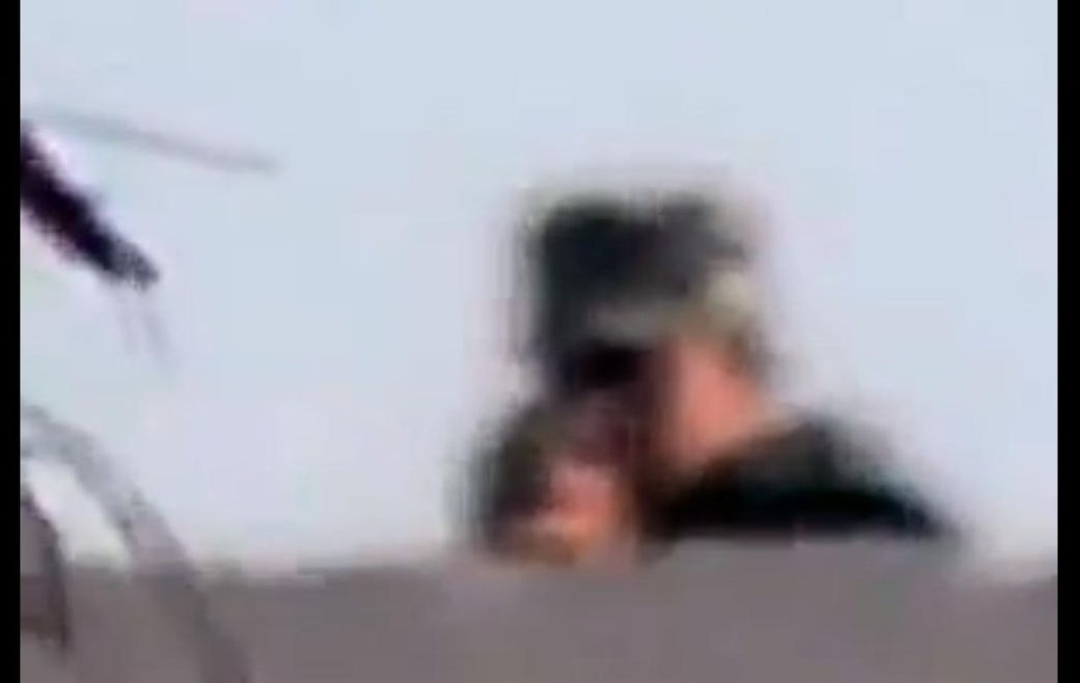 Snajper zarejestrowany przez egipskiego fotografa tuż przed śmiercią