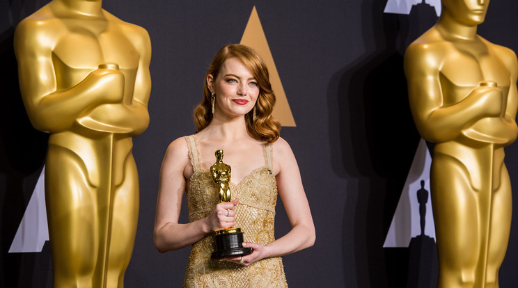 Emma Stone és a Szegény párák egyszerűen zseniális / Fotó: Northfoto