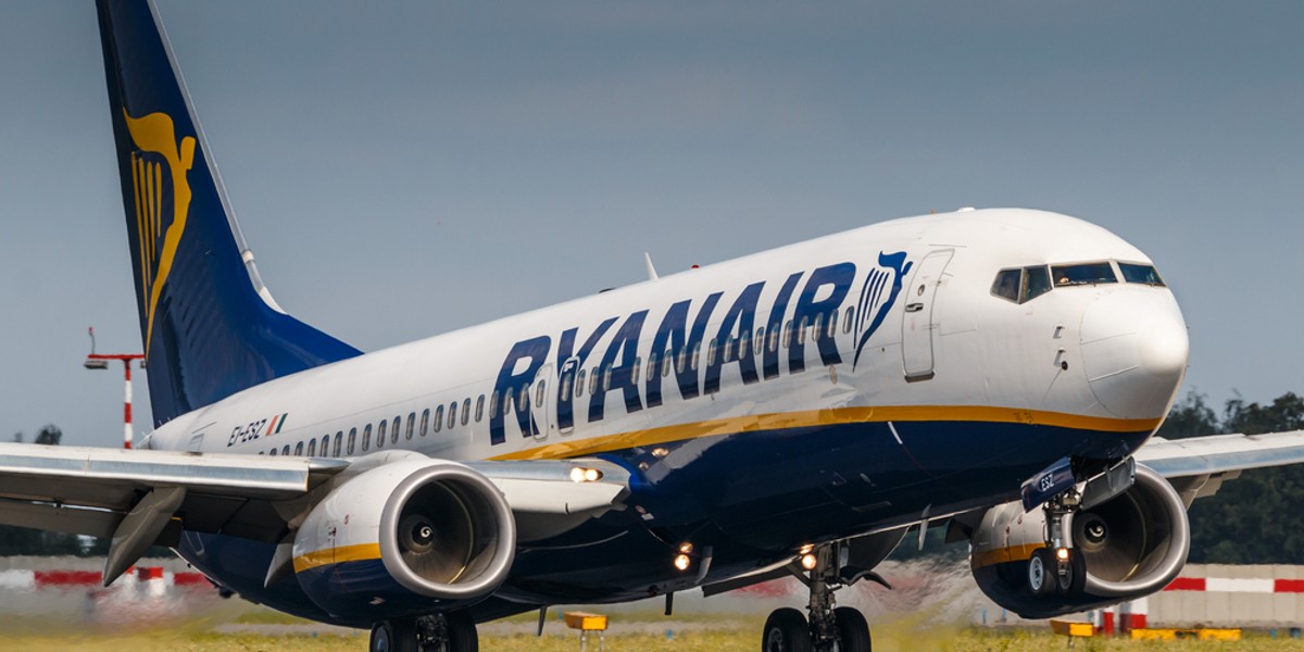 Ryanair jest jedynym przewoźnikiem oferującym regularne loty z Modlina