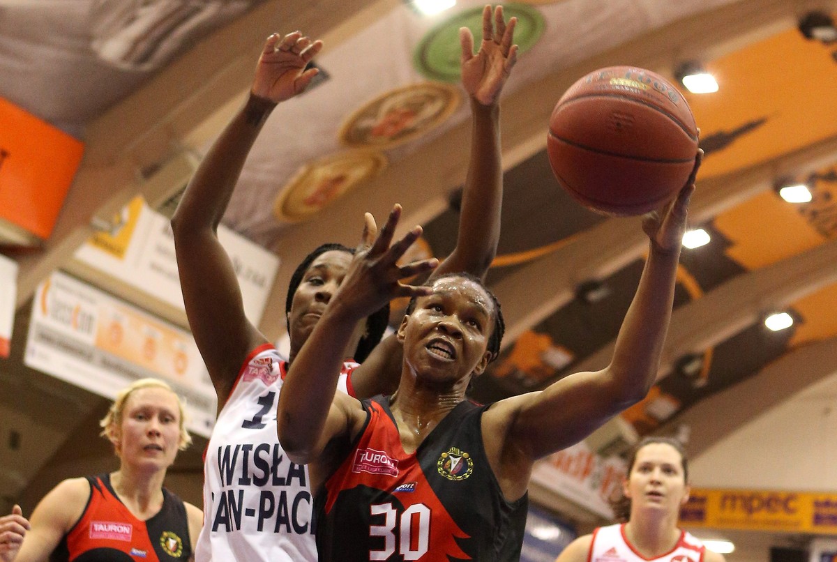 Basket Liga Kobiet: Wisła zdeklasowała Widzew