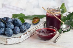 Najlepsze powidła śliwkowe świata od Remigiusza Rączki. Robi je tylko z takich śliwek