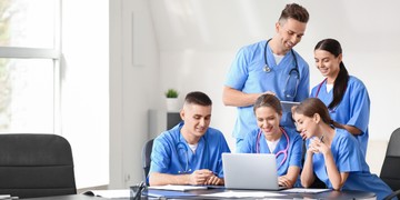 Forradalmi VR- és e-learning platform az ápolóképzésben