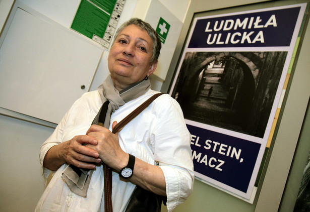 Ludmiła Ulicka w Domu Spotkań z Historią w Warszawie, 22. maja 2012 roku