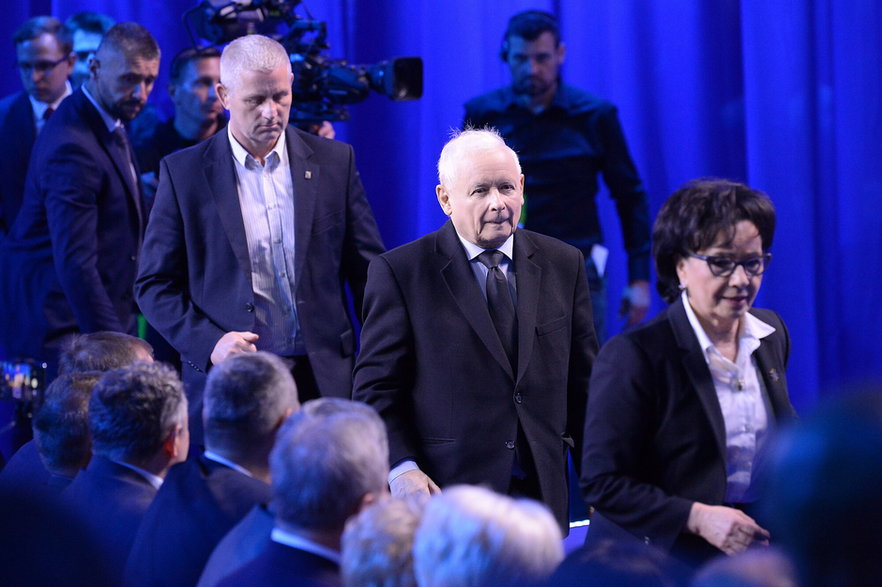 Jarosław Kaczyński i Elżbieta Witek podczas kongresu partii, 13 maja 2023 r.