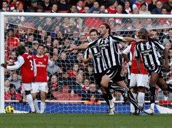 Arsenal przegrał. Przez błąd Fabiańskiego