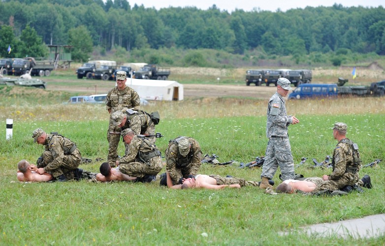 Ćwiczenia militarne na Ukrainie