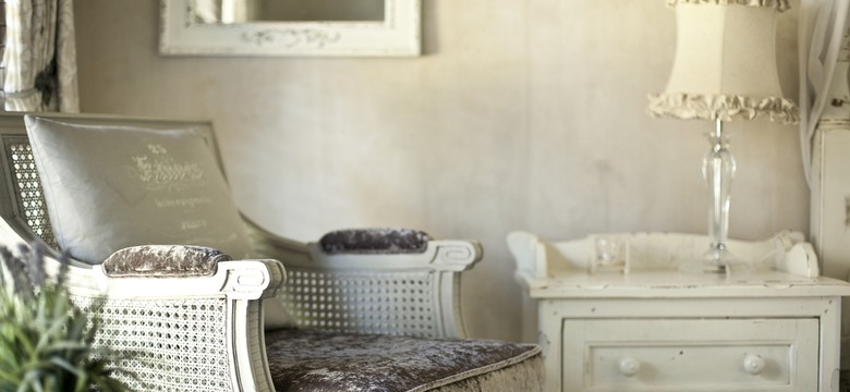 Jak stworzyć aranżację w stylu romantycznym? PORADY