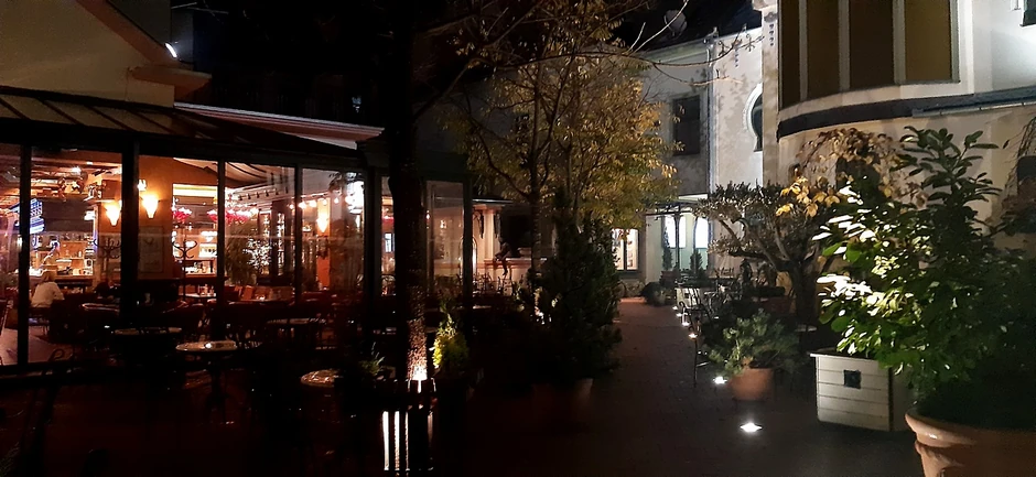 Prometne ulice utonule u tišinu posle 21 sat