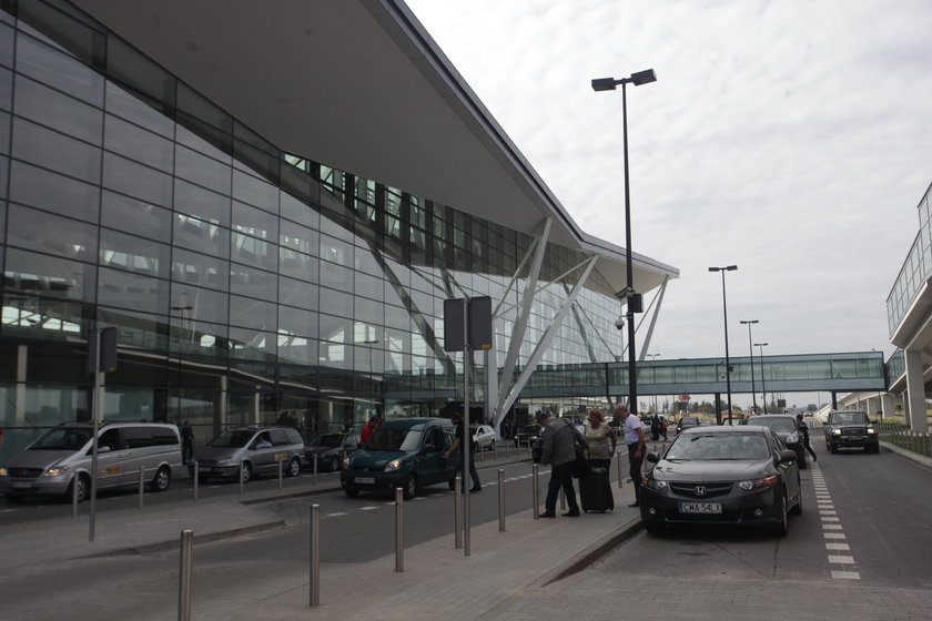 Politycy PIS chcą zaostrzenia kontroli na lotniskach