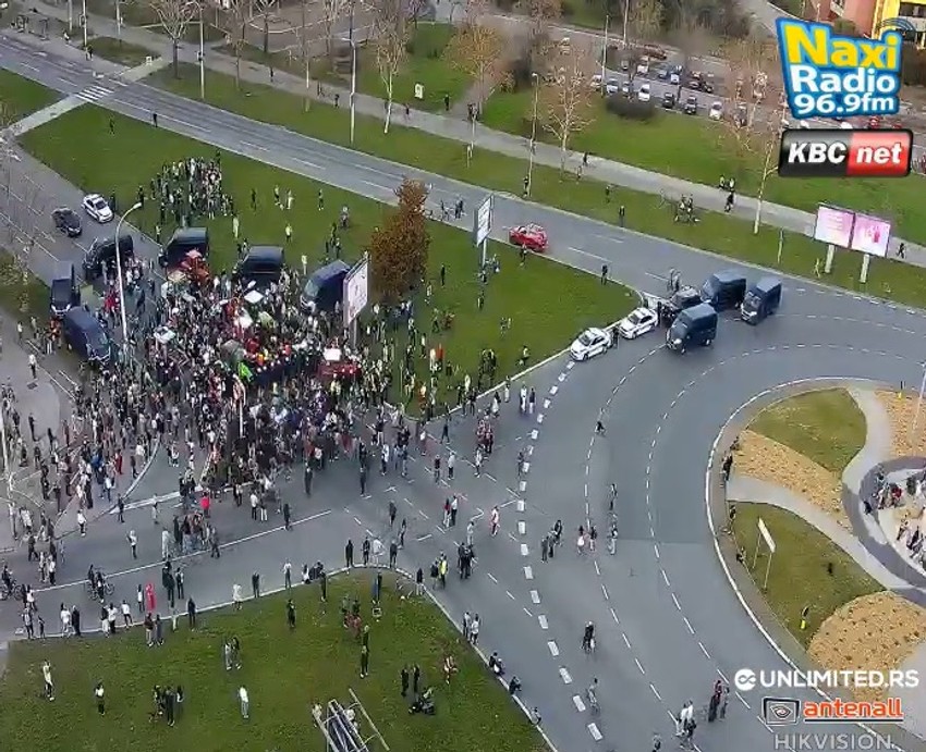 Bkokiran kružni tok na Novom Beogradu