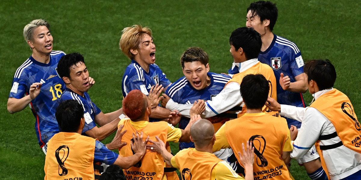 Japończycy potrafią wygrywać na boisku, potrafią się też zachować po ważnych meczach!