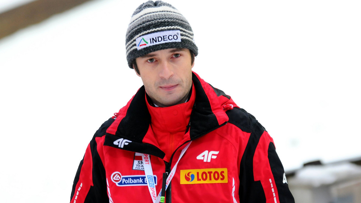 Nowy sezon skoków narciarskich za pasem. Już wkrótce Kamil Stoch i jego koledzy z reprezentacji staną na skoczni i - miejmy nadzieję - przyniosą sporo radości polskim kibicom. W rozmowie z "Gazetą Wyborczą" trener naszej kadry - Łukasz Kruczek - mówi o planach na najbliższy sezon.