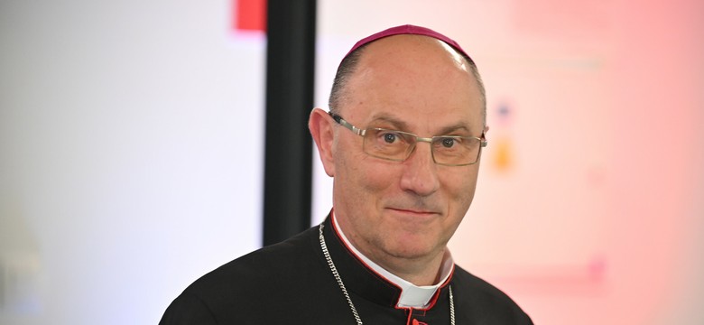 Prymas Polski: Boże Narodzenie to okazja do świadectwa miłości