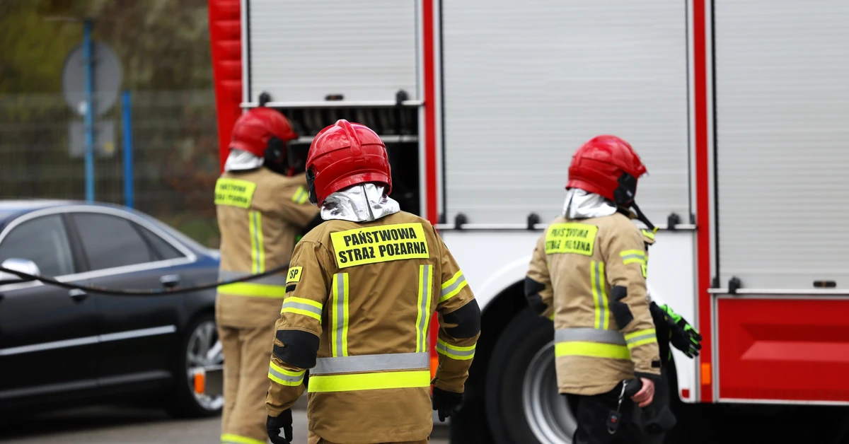 Ogromny pożar hotelu na Mazowszu. 140 strażaków w akcji