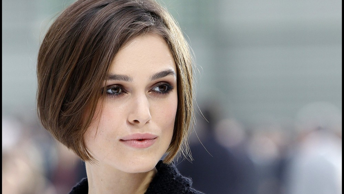 Keira Knightley na Paris Fashion Week