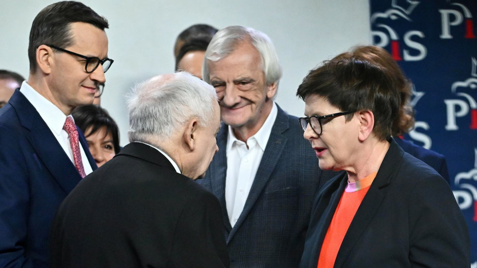 Członkowie kierownictwa PiS. Od lewej: Mateusz Morawiecki, Jarosław Kaczyński, Stanisław Terlecki i Beata Szydło