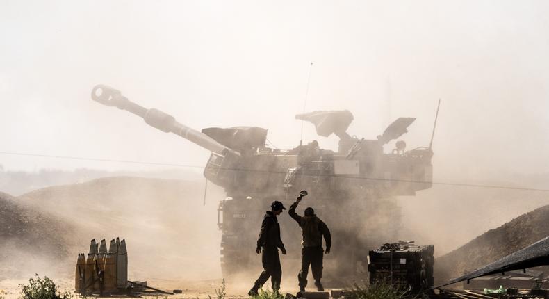 Israeli artillery troops stationed at the Rafah border launch attacks into southern Gaza on May 8, 2024.Photo by Mostafa Alkharouf/Anadolu via Getty Images