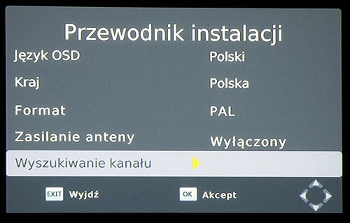 Na powitanie ujrzymy przewodnik instalacji. Sugeruje on dobitnie, że mamy do czynienia z tunerem telewizyjnym