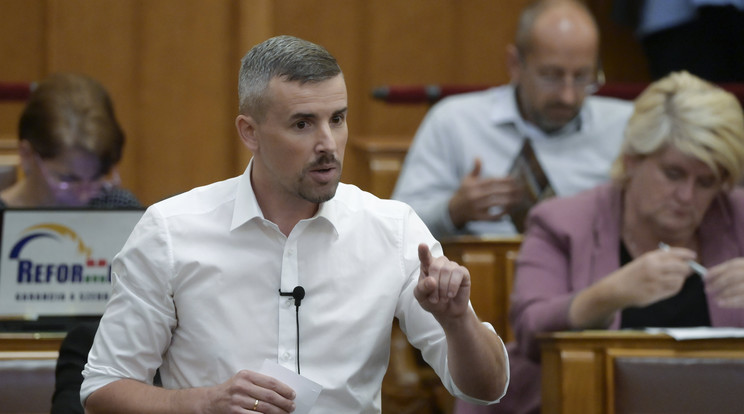 Jakab Péter, a Jobbik elnök-frakcióvezetője / Fotó: MTI/Koszticsák Szilárd