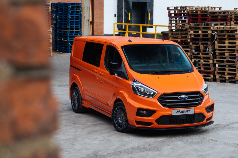 Ford Transit MS-RT w stylu auta rajdowego