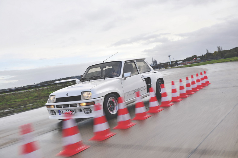 Renault 5 Turbo - art de triomphe