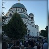Nikolina Kovač ispred Hrama Svetog Save
