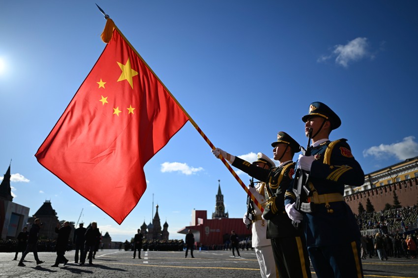 Kineska vojska učestvuje u paradi