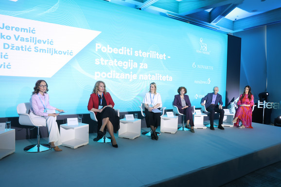 SVAKI ŠESTI PAR U SRBIJI IMA PROBLEMA SA ZAČEĆEM Pobediti sterilitet - strategija za PODIZANJE NATALITETA: Drugi dan "Health up" konferencije (FOTO, VIDEO)