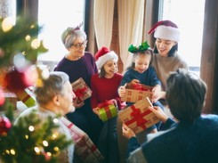 Święta bez fajerwerków. Ile Polacy wydadzą? SONDAŻ DGP i RMF FM