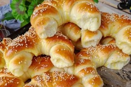 Niko ne pravi PAMUK KIFLICE SA SIROM kao Dragica iz Jasenice: Mekane su i preukusne, a po OVOM RECEPTU svaki put uspevaju