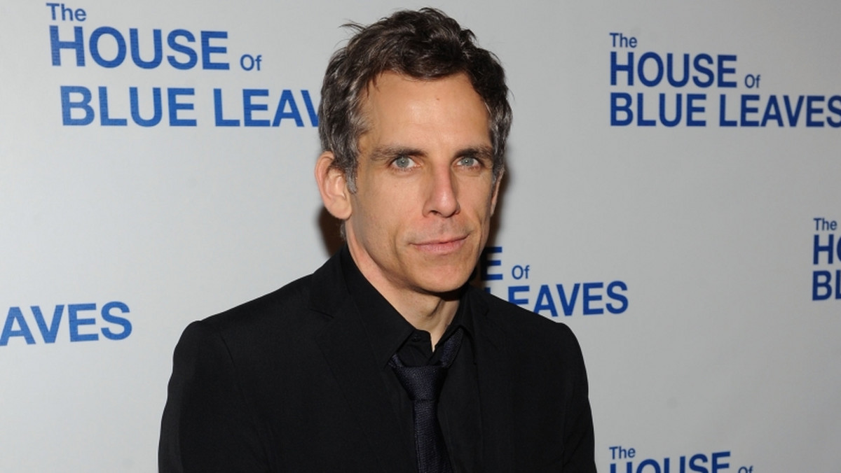 Ben Stiller pojawi się gościnnie w czwartym sezonie serialu "Bogaci bankruci" ("Arrested Development"). W jednym z odcinków zagra magika Tony'ego Wondera.