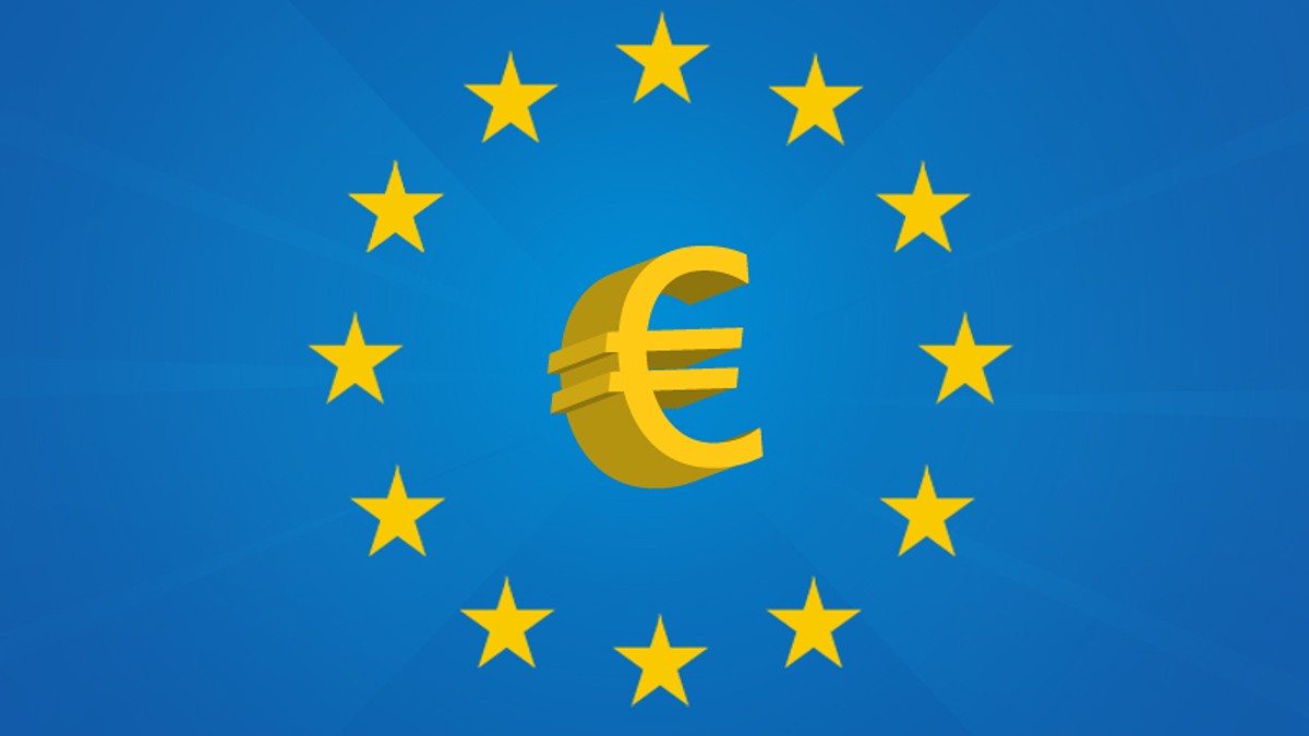 Euro osłabia się m.in. do dolara - kurs EUR/USD spada do 1,1000