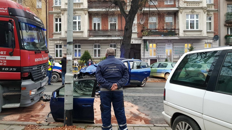 Zdjęcia z wypadku samochodowego w Szczecinie