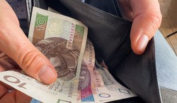 Ten stary dokument może podnieść Twoją emeryturę. Złóż wniosek