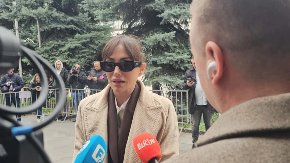 Emina Jahović stigla na komemoraciju Halidu Bešliću