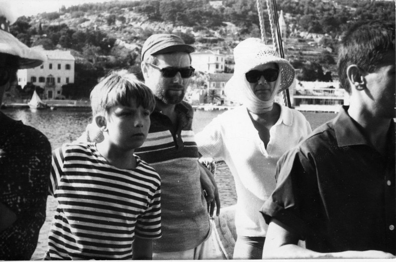Tomasz, Krzysztof Komeda i matka Zofia na promie, w czasie pobytu w Jugosławii