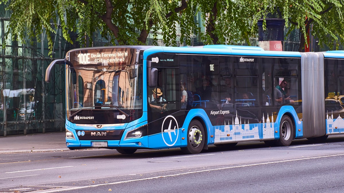 A reptérre menne busszal? Akkor erről tudnia kell